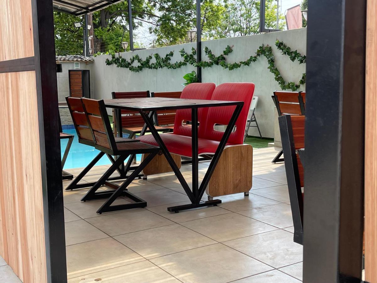 El Infinito Lifestyle Hotel Kempton Park Ngoại thất bức ảnh